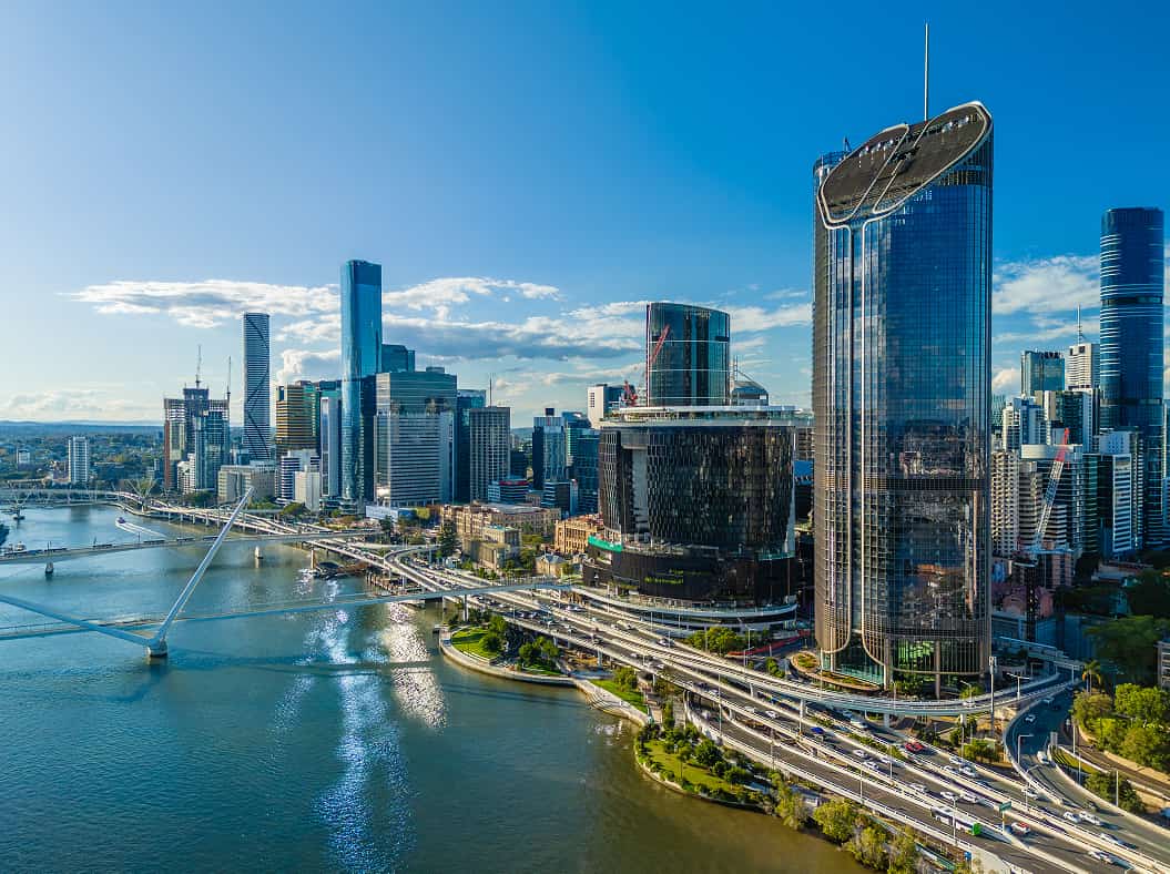 Brisbane city skyline and river panorama.
